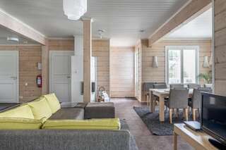 Виллы Oskari-huvila, Aurinkoranta Ваакси Вилла-22